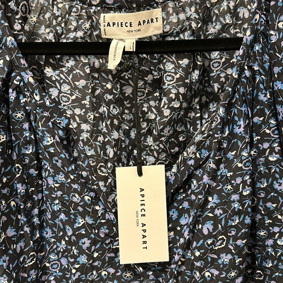 NWT APIECEAPART Leafy Floral blouse L size - Picture 4 of 9